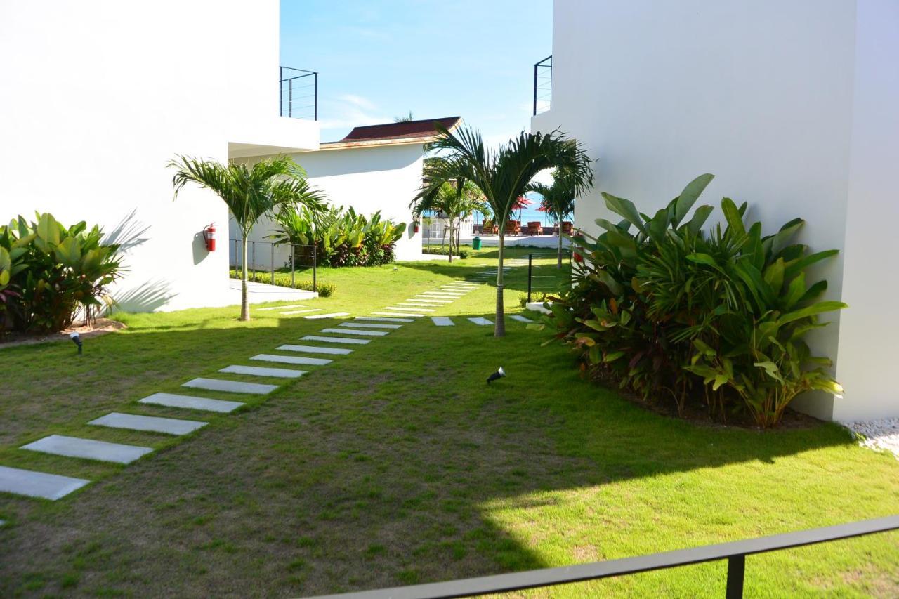 La Plage Resort & Beach Club Baan Tai Dış mekan fotoğraf